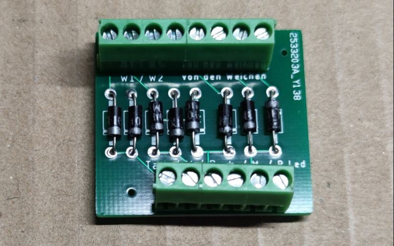 1.5.1 Dioden-Schaltmatrix für Dreiwegweichen mit Rückmeldemöglichkeit